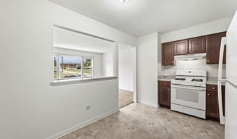 465 N Mill Rd, Addison, IL 60101