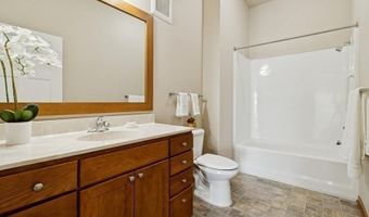 1250 SW Magazine Rd 310, Ankeny, IA 50023