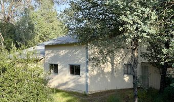 17228 China Gulch Dr, Anderson, CA 96007