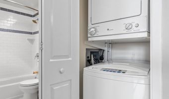 4801 FAIRMONT Ave 712, Bethesda, MD 20814