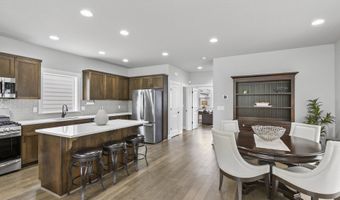 16849 SW FRIENDLY Ln, Beaverton, OR 97007