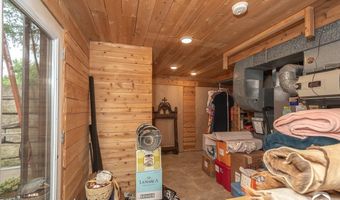 364 E 1600 Rd, Baldwin City, KS 66006