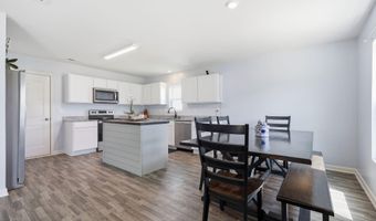 881 Ashbury Ln, Ayden, NC 28513