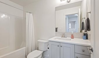 2561 NE Purcell Blvd, Bend, OR 97701