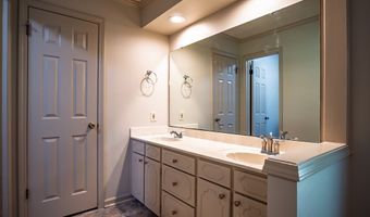 122 Hemlock Rd, Batesville, MS 38606