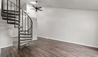 2470 W GLENDALE Ave 2D, Appleton, WI 54914