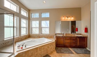 6353 S Queensburg Ct, Aurora, CO 80016