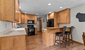 993 S CROCUS Ln, Appleton, WI 54914