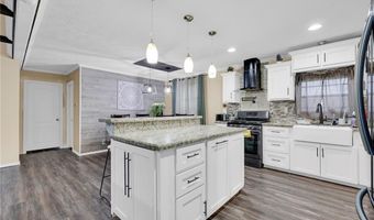 804 Red Bud Dr, Alamo, TX 78516