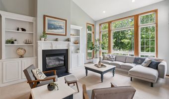 505 NE 21st St, Ankeny, IA 50021