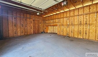 53 Runnin Bear Rd, Carmen, ID 83462