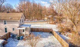 389 Seeley Ave, Amherst, OH 44001