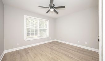 345 Bowen St, Biloxi, MS 39530