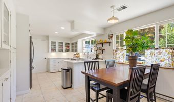 492 Herbert St, Ashland, OR 97520
