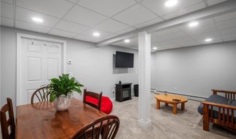 654 Steere Farm Rd, Burrillville, RI 02830