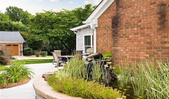 121 Fescue Dr, Advance, NC 27006