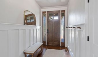 2044 NE Altura Dr, Bend, OR 97701