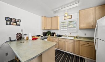 17832 Windsor Ln, Anderson, CA 96007