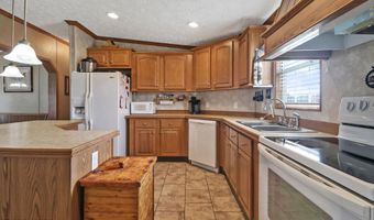 1978 Oloff Smith Rd, Allardt, TN 38504