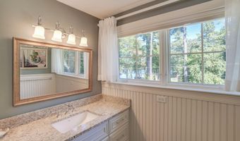 11 Clark Island Rd, Amherst, NH 03031
