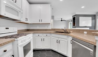 5995- B TERRAPIN Pl 301, Alexandria, VA 22310