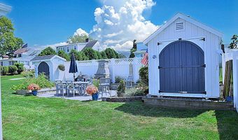 6 Kelsey Rd, Clinton, CT 06413