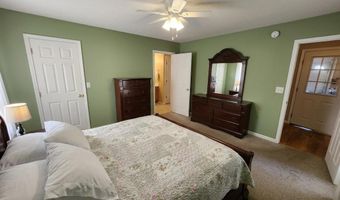 250 CHILDMARK Dr, Albertville, AL 35950