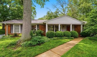 259 White Tree Ln, Ballwin, MO 63011