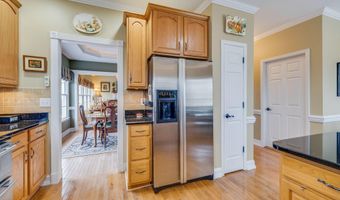 19175 Sterling Dr, Abingdon, VA 24211