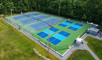 296 Brown Bear Xing 296, Acton, MA 01718