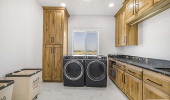 161 Snake River Dr, American Falls, ID 83211