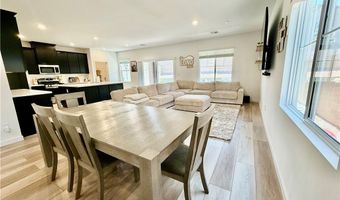 137 Rohan Crest Ave, Henderson, NV 89011