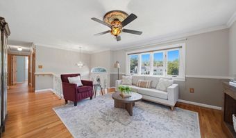 55 Burnham Rd, Billerica, MA 01862
