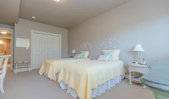 269 202nd St, Arnolds Park, IA 51331