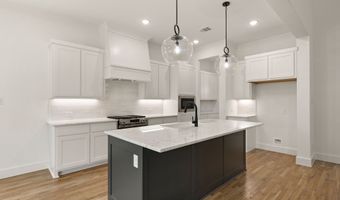 802 Mallard Dr, Aledo, TX 76008