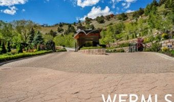 7063 S CITY VIEW Dr 14, Cottonwood Heights, UT 84121