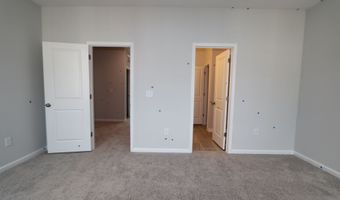 2726 Hunter Woods Dr, Apex, NC 27502
