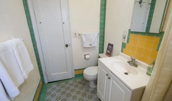 400 Deal Lake Dr 4E, Asbury Park, NJ 07712