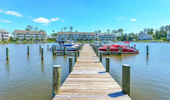 10001 FLOTILLA Ln, Berlin, MD 21811