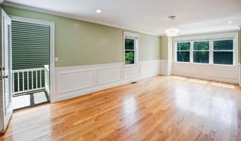 8 High St F2, Acton, MA 01720