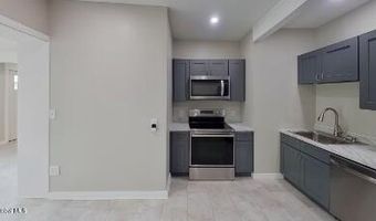 4 Ten Eyck Ave 3, Albany, NY 12209