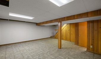 8628 Hillery Dr, Affton, MO 63123