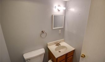 3101 Mission Rd, Alton, IL 62002