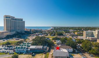 782 Water St, Biloxi, MS 39530