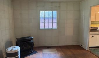 2410 N Revere Rd, Akron, OH 44333