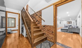 2360 S ARLINGTON RIDGE Rd, Arlington, VA 22202