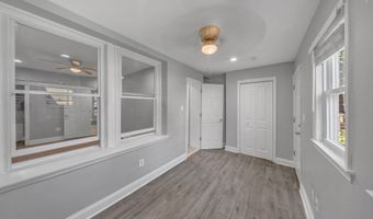 1614 R St SE, Washington, DC 20020