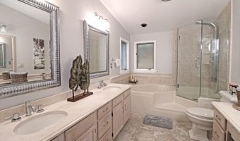 11 Linwood Ave, Andover, NJ 07801