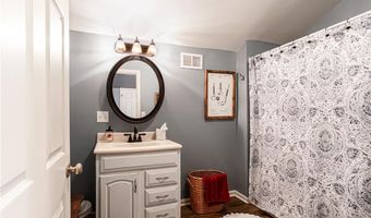 2345 Seagraves Mill Rd, Hull, GA 30646