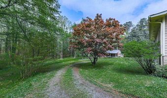 4445 Moon Sta, Acworth, GA 30101